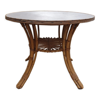 Rattan round table