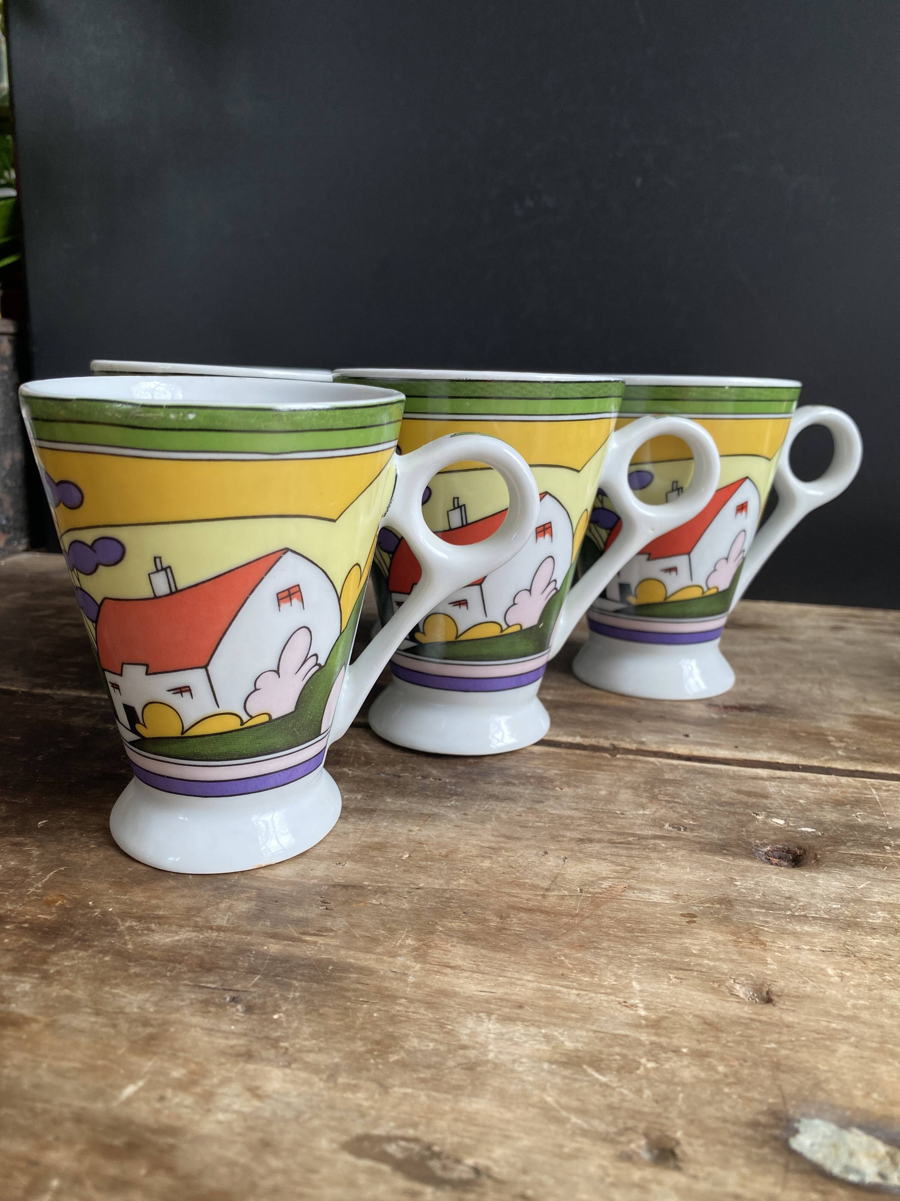 Sublime set of 6 Art Deco coffee/tea cups (circa 1930)