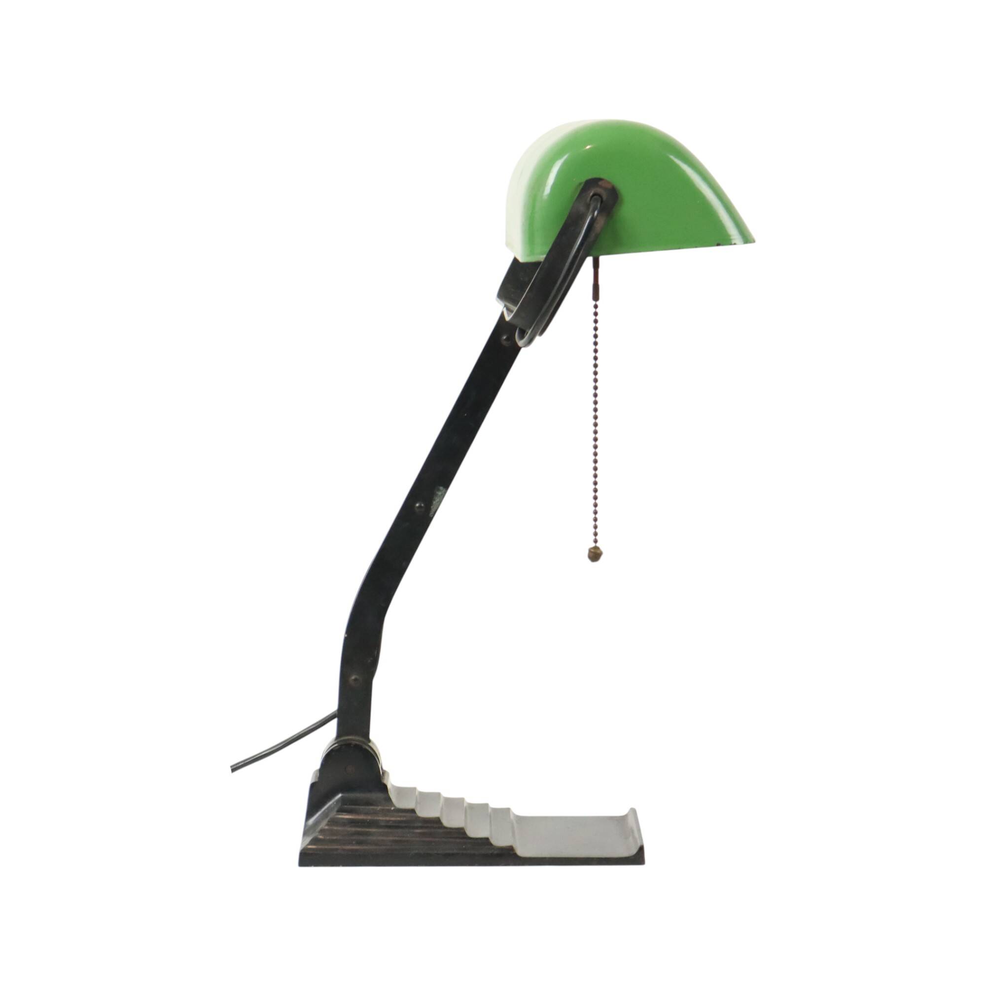 Lampe de bureau Bauhaus Notary Lamp Erpe Modèle 52 Émail vert