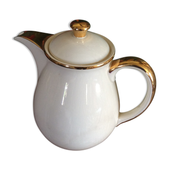 Théière en porcelaine