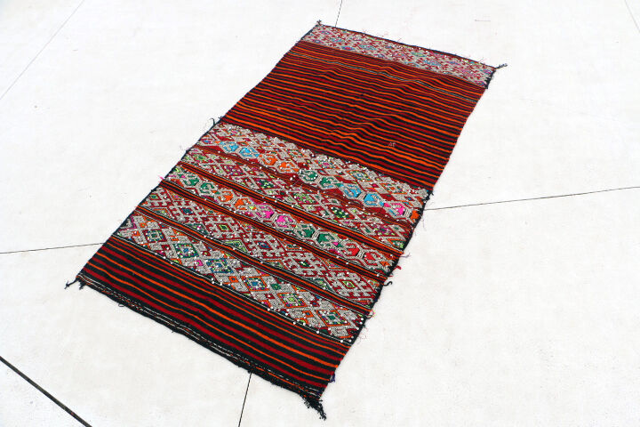 Kilim Tellisse red wool flat carpet 145 x 270 cm
