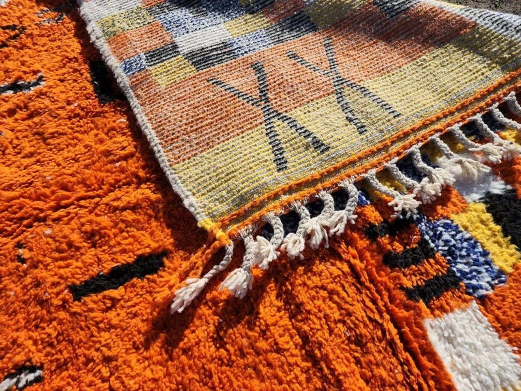 Orange Beni Ouarain Moroccan rug 300x200 cm – graphic patterns