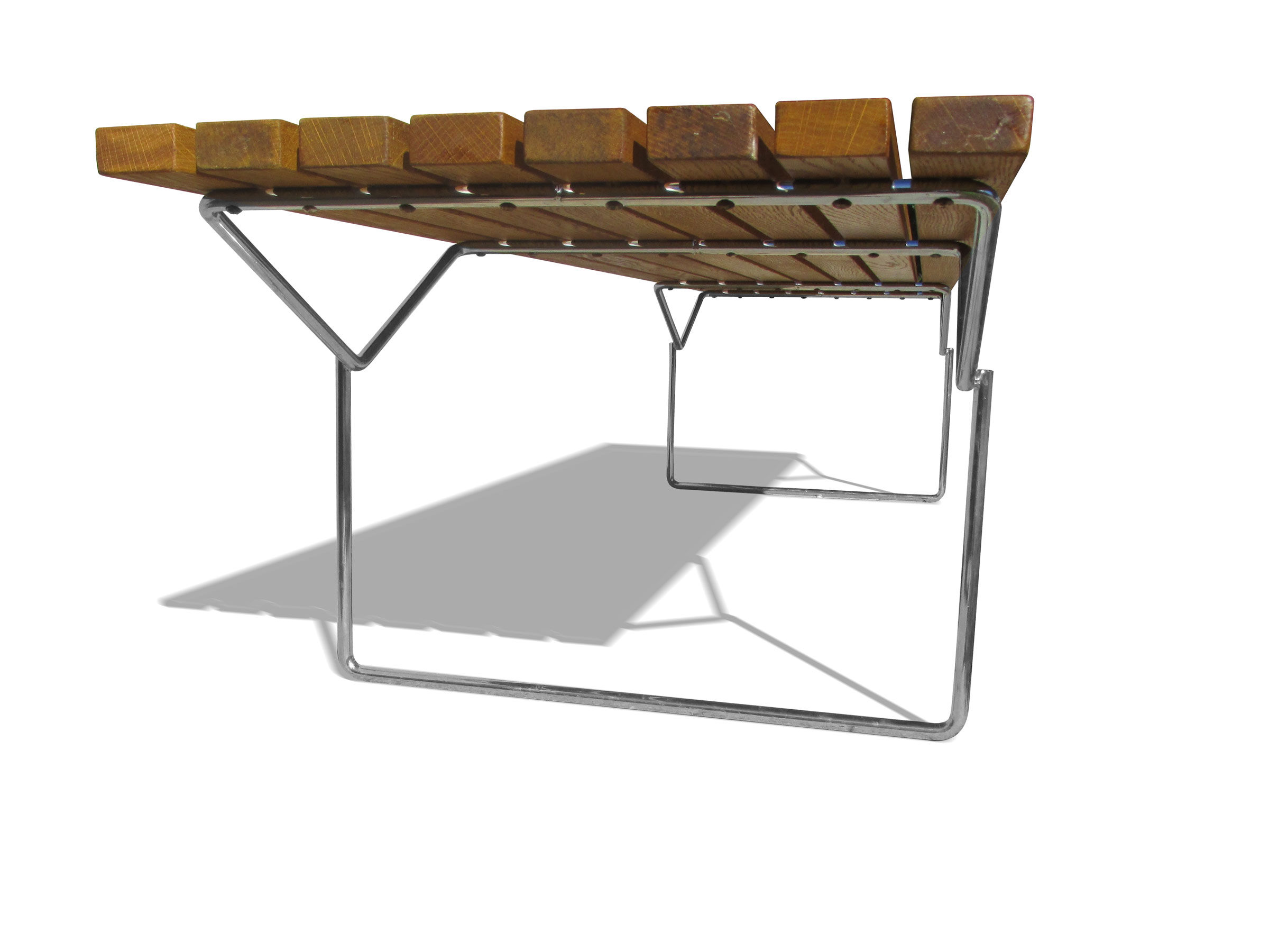 Harry Bertoia Knoll International 1952 by bench