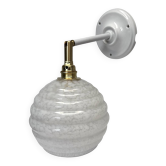 Applique murale globe blanc