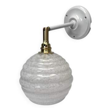 Applique murale globe blanc