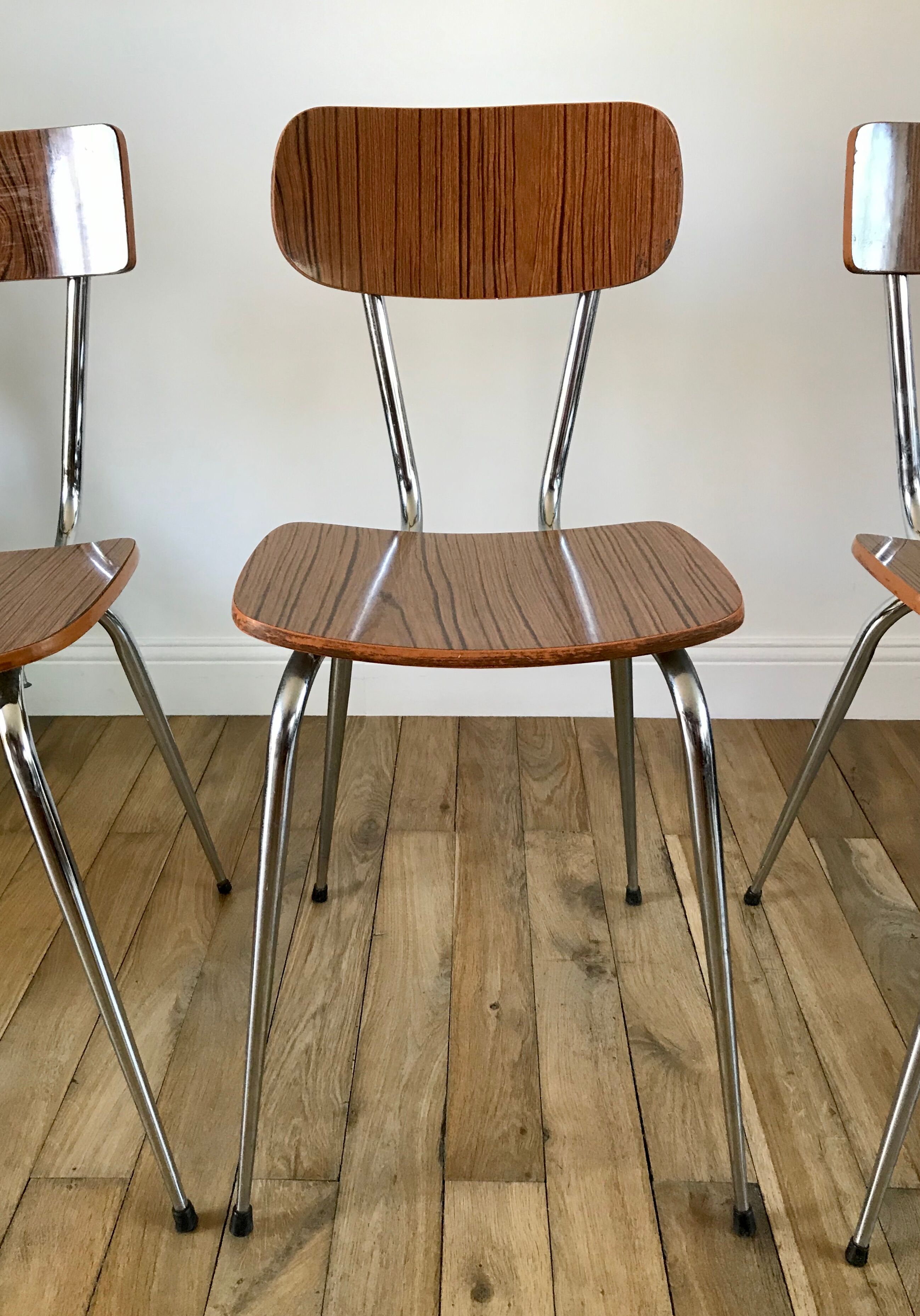 Trio of chairs in icy brown formica 70s
