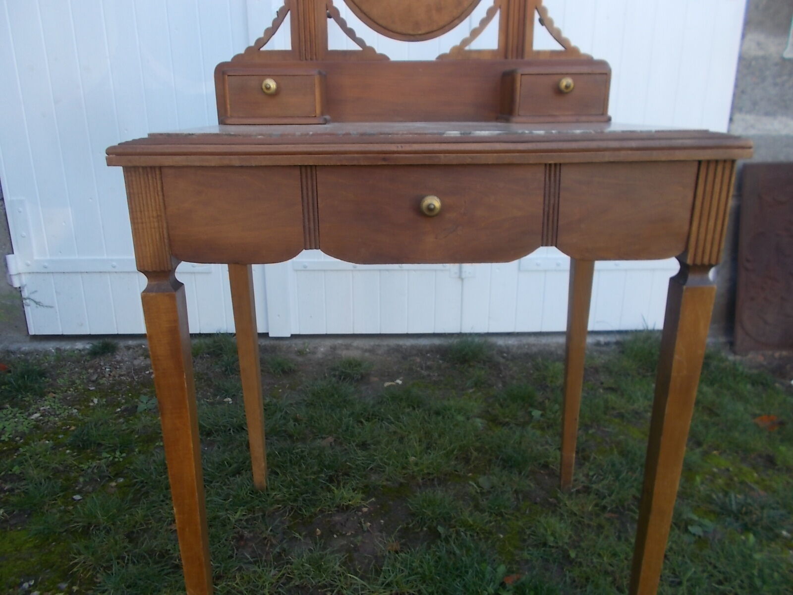 Art Deco dressing table