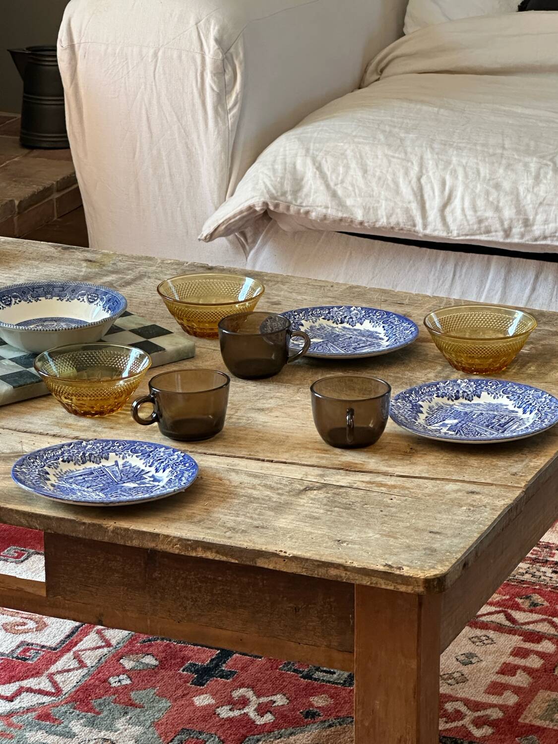 Assiettes et bol vintage