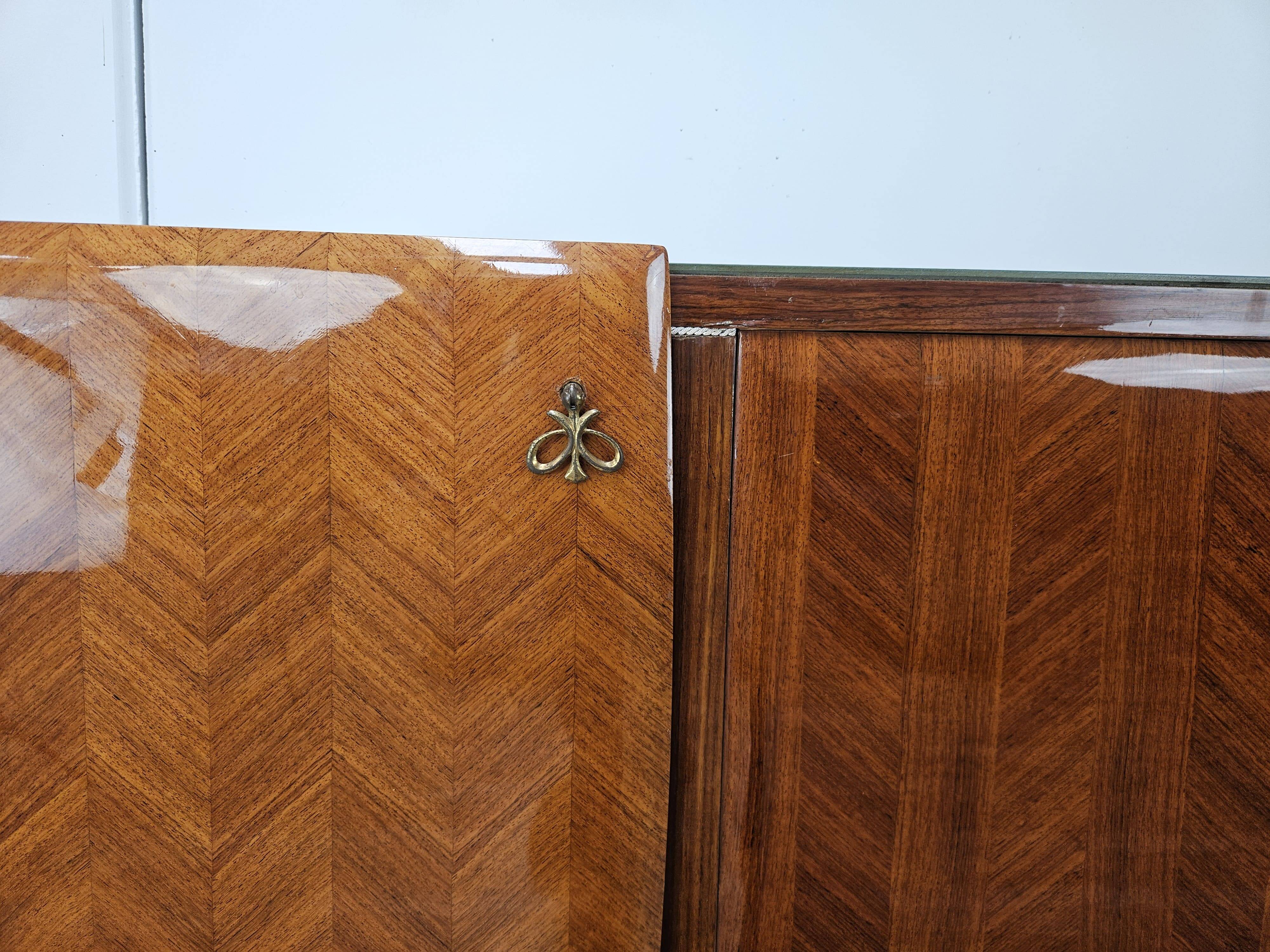 Enfilade en acajou avec plateau en verre