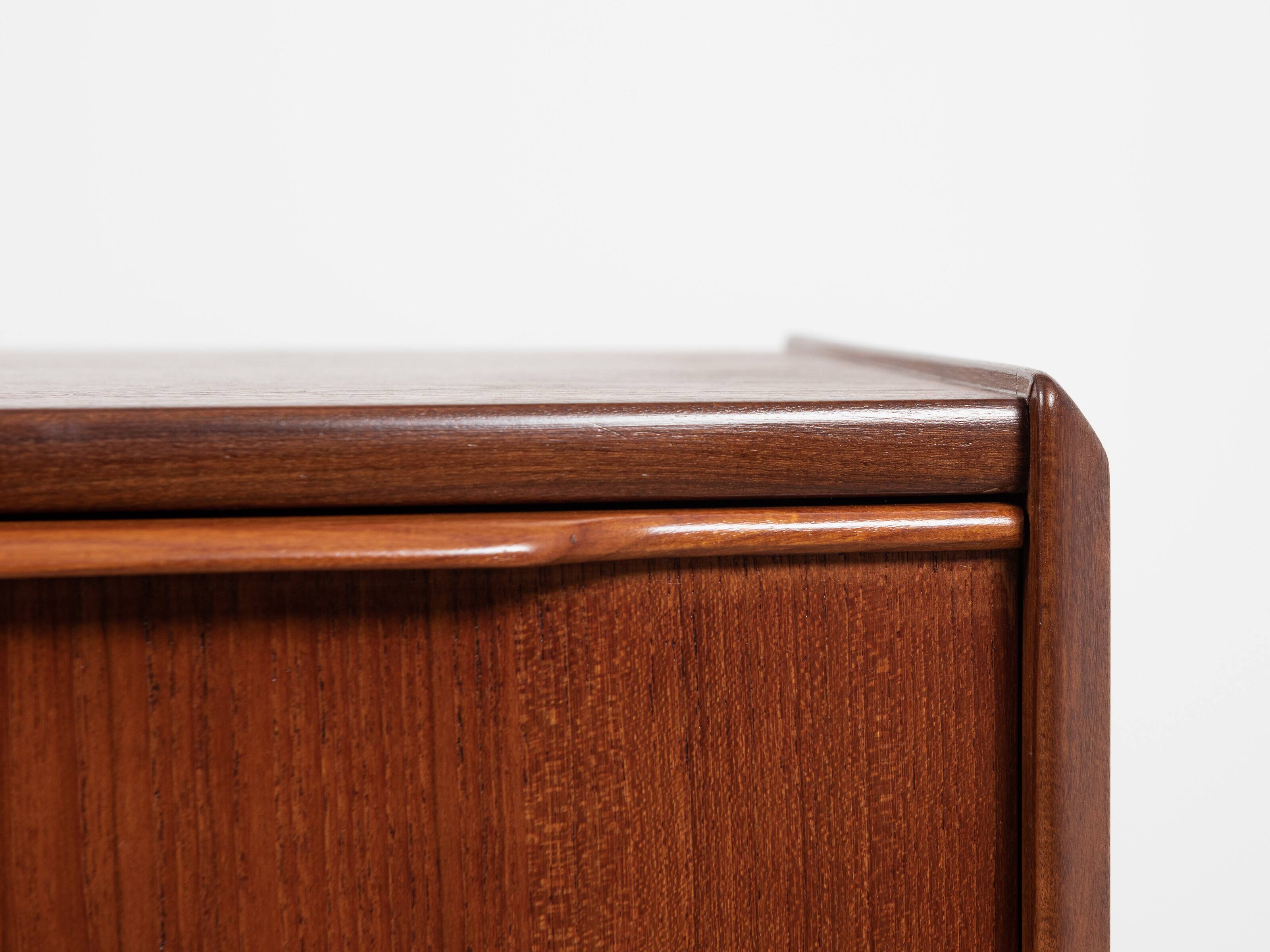 Midcentury Danish wider chest of 5 drawers in teak 1960s