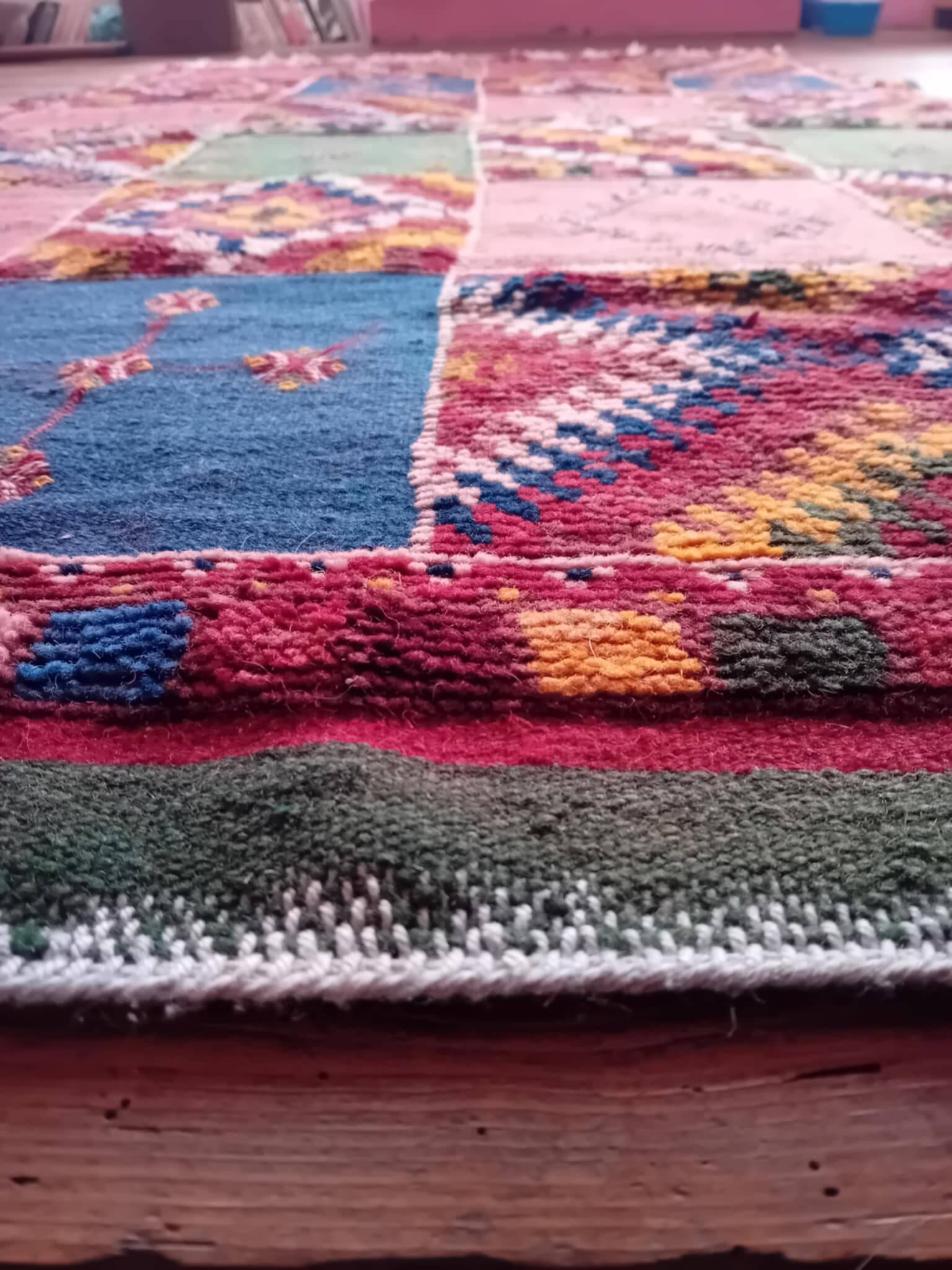 Handmade Berber Taznakht Kilim Rug 213x116cm