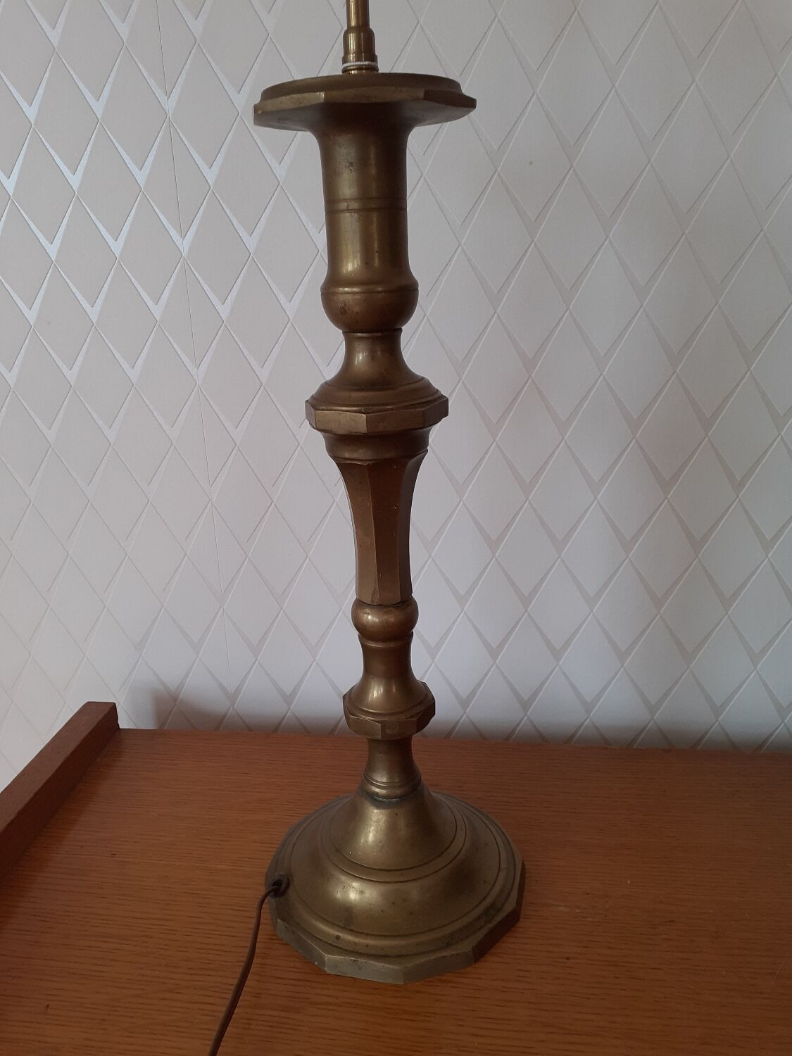 Brass candlestick lamp foot