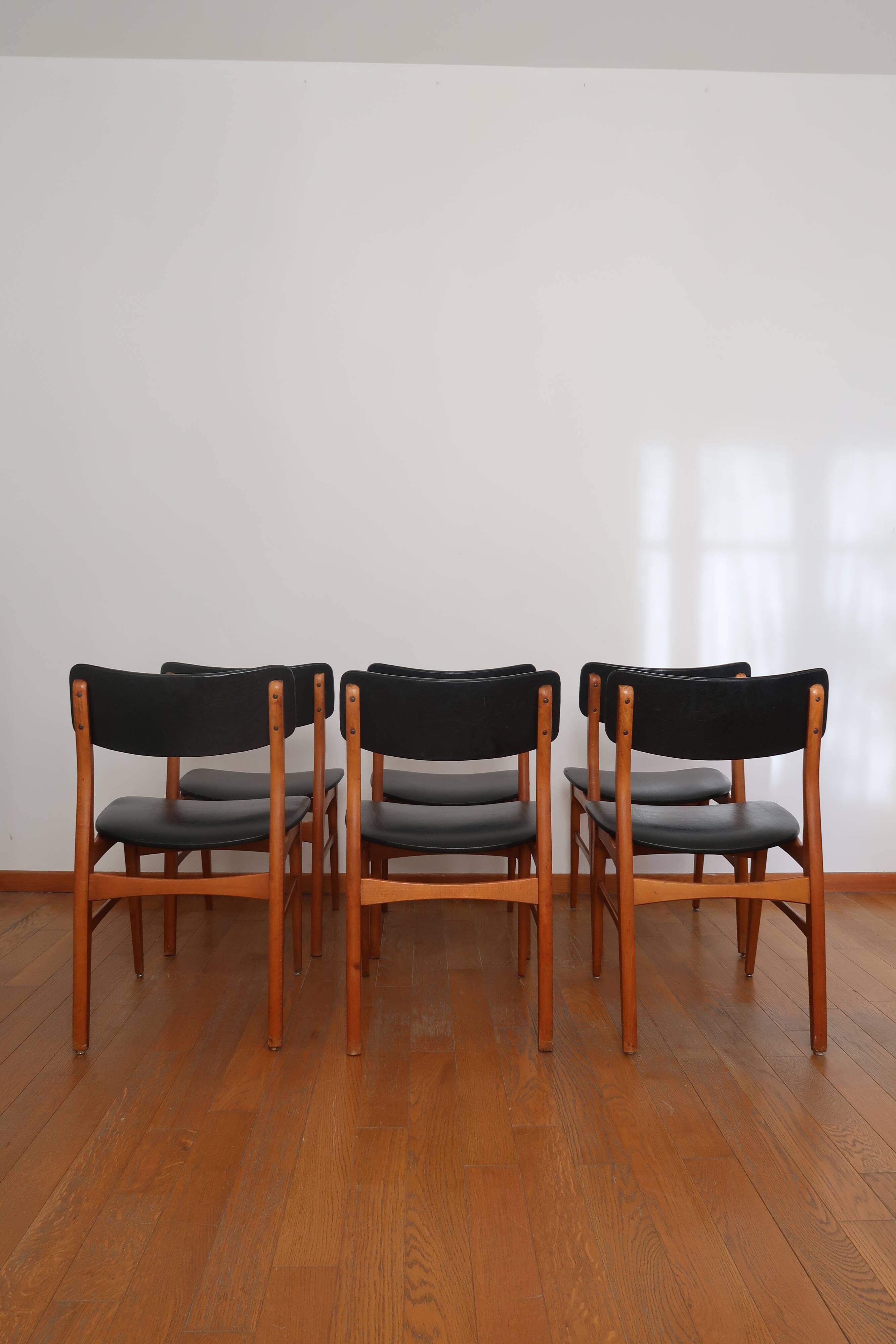 Lot de 6 chaises scandinaves skaï noir