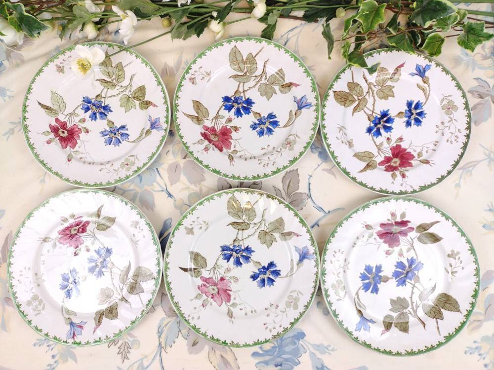 6 Creil and Montereau dessert plates “Blueberries” model