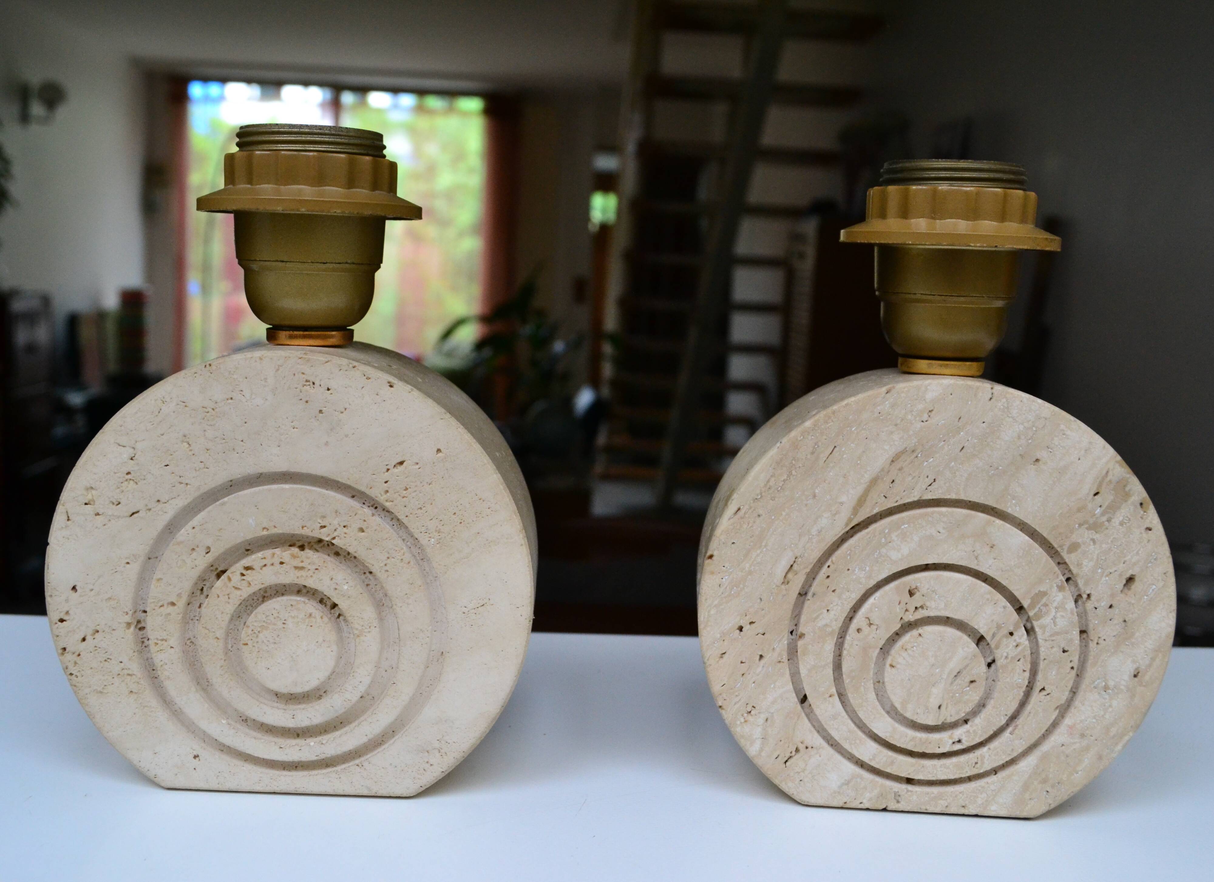Paire de lampes en travertin années 70