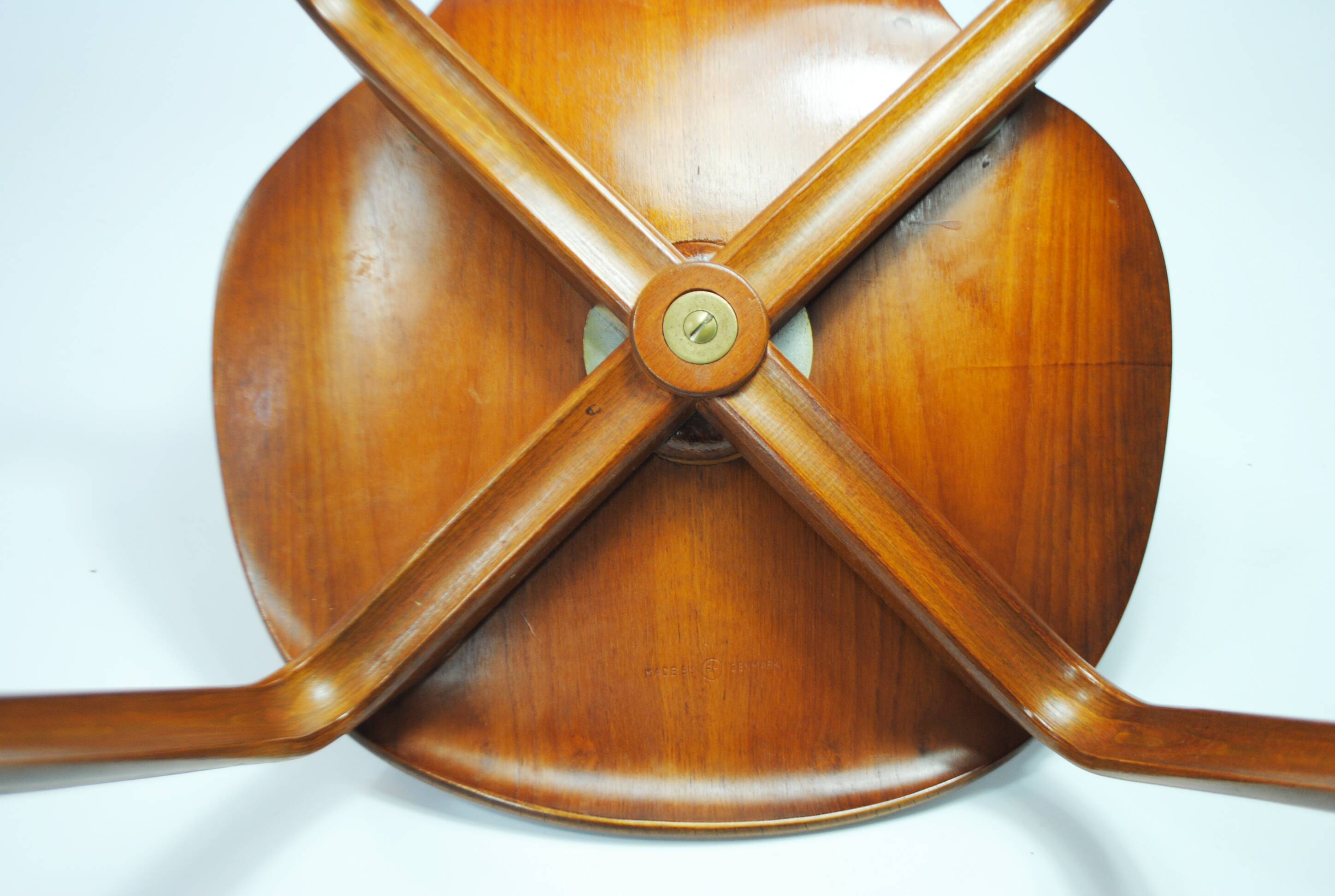 Grand Prix chair by Arne Jacobsen for Fritz Hansen 1957