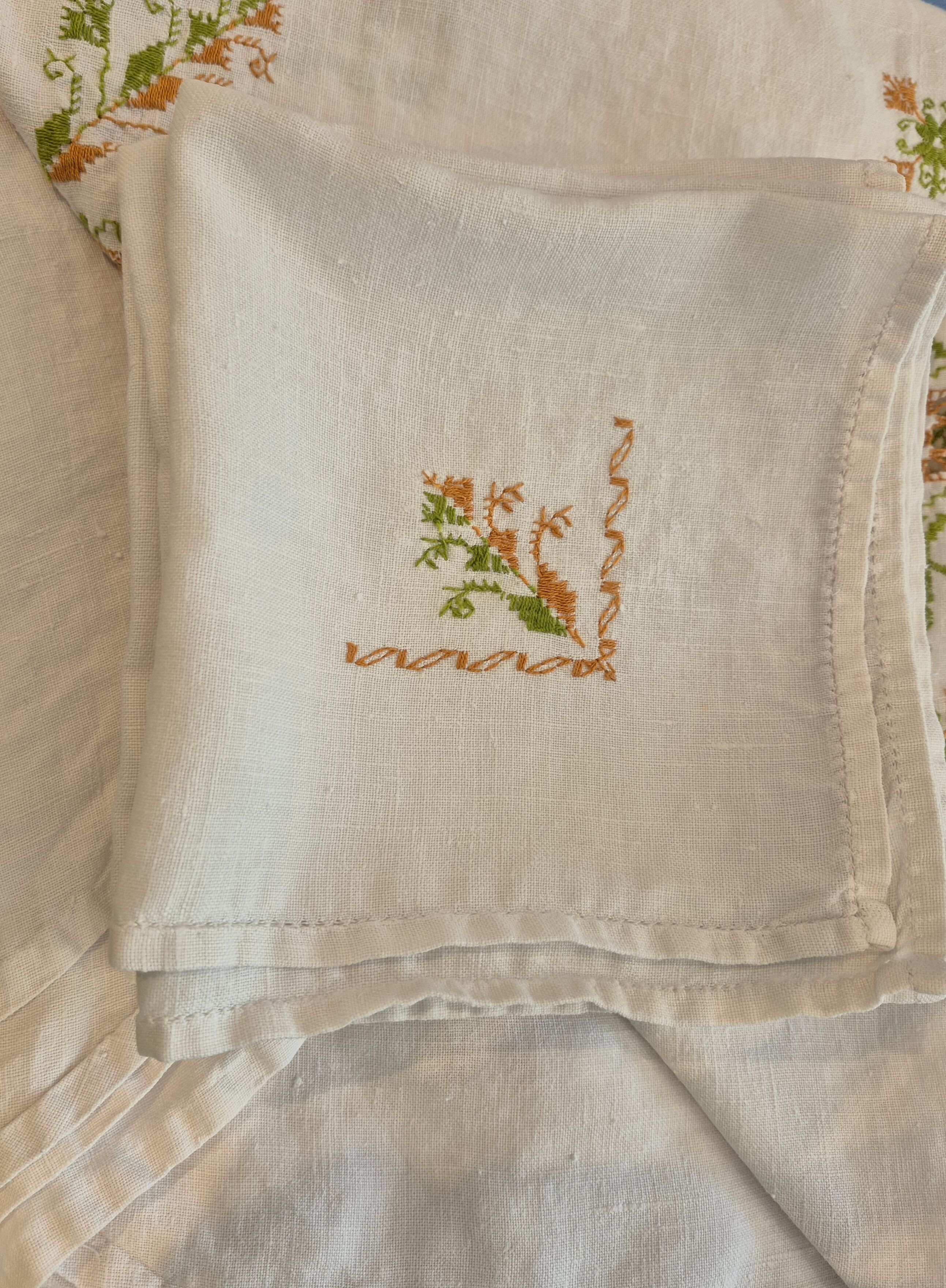 Nappe XXL en lin brodé
