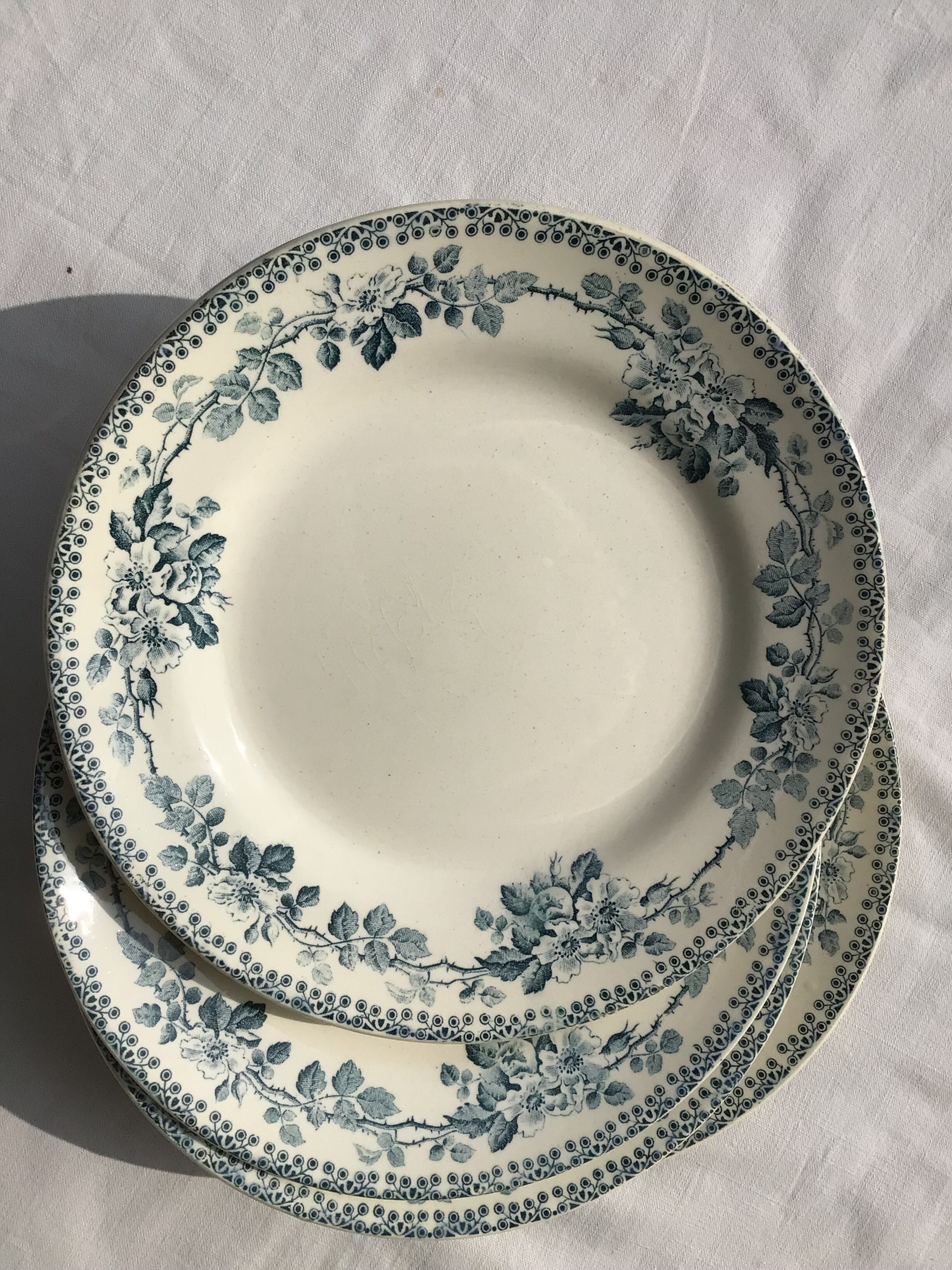 6 Flat plates Terre de Fer model Guadeloupe Debray gray blue