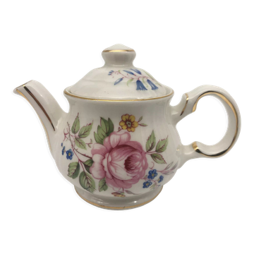 Miniature teapot "Sadler" vintage. England.