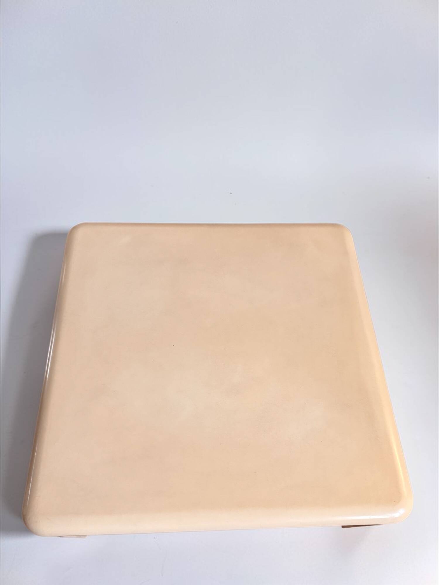 Artemide Giano coffee table 70x70 cm – ABS Space Age – Italian design 1970s