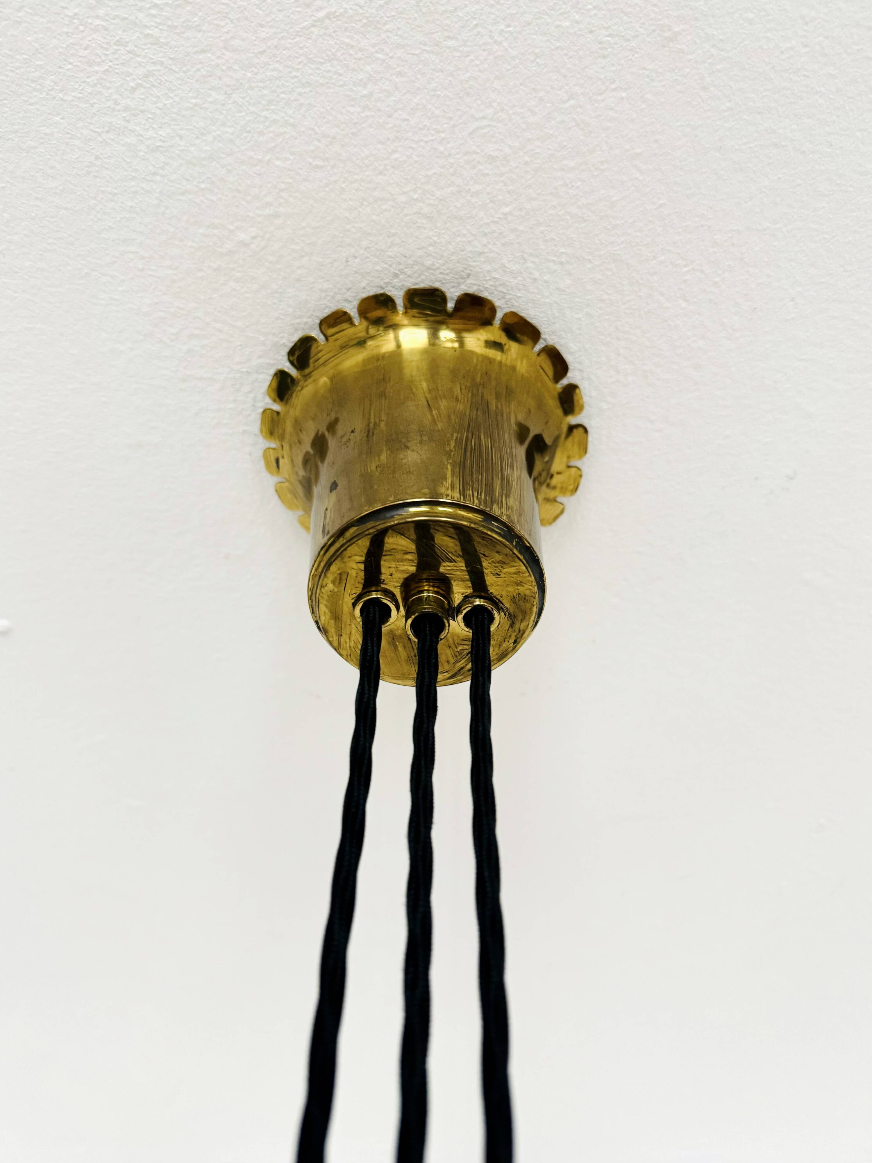 Adjustable Brass Pendant Lamp with Counterweight