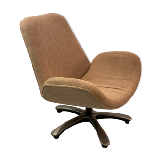 Fauteuil pivotant vintage de modèle de cygne