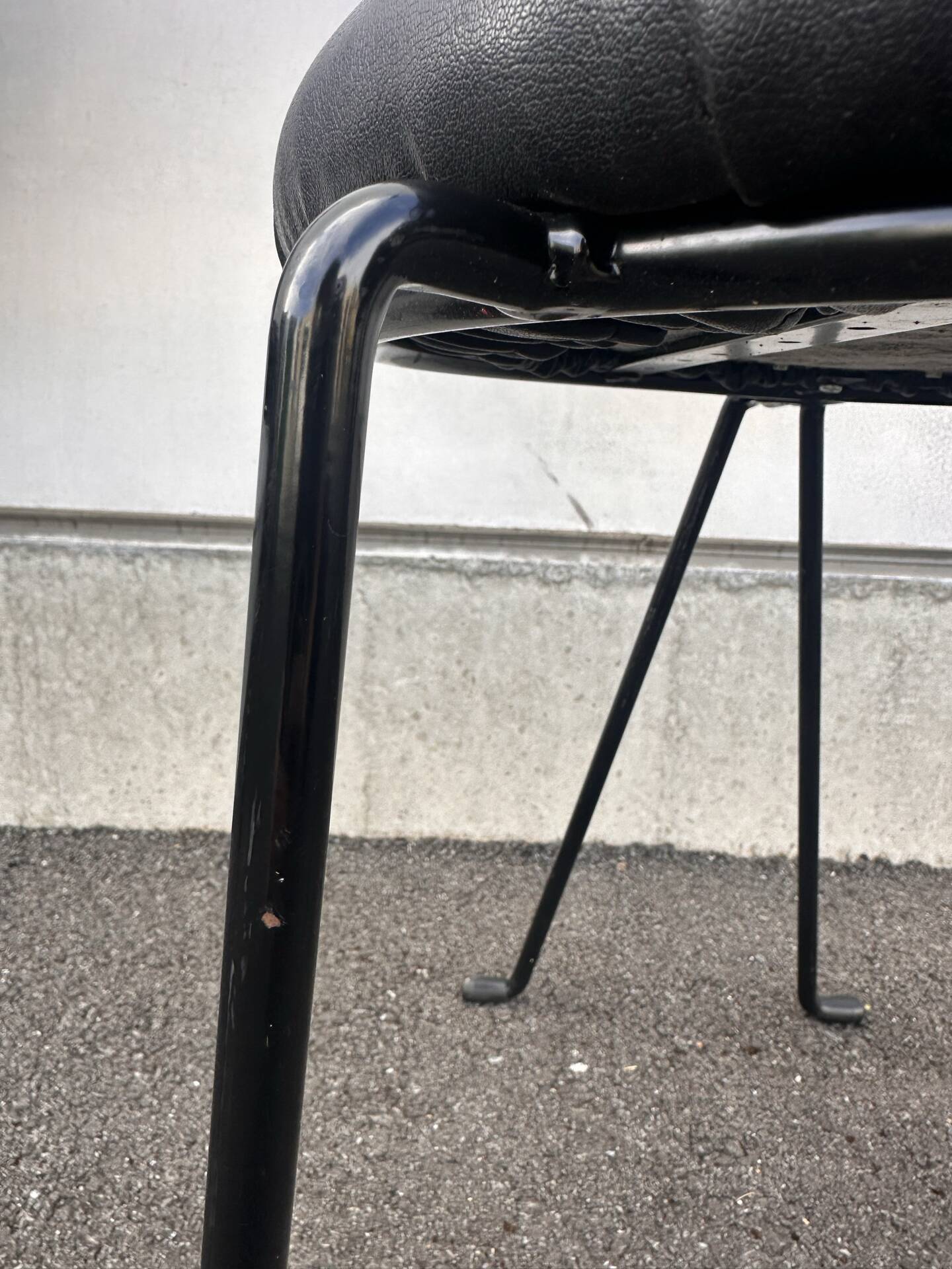 Set of 4 Lübke chairs in black leather, premium version – Germany, 1960