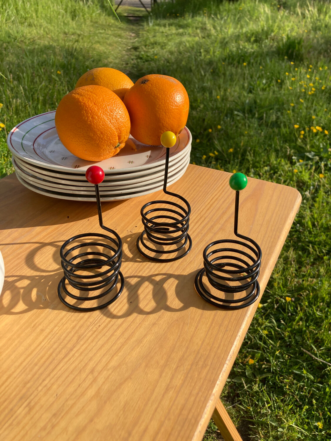 3 black scoubidou cockerels 80s spirit Memphis