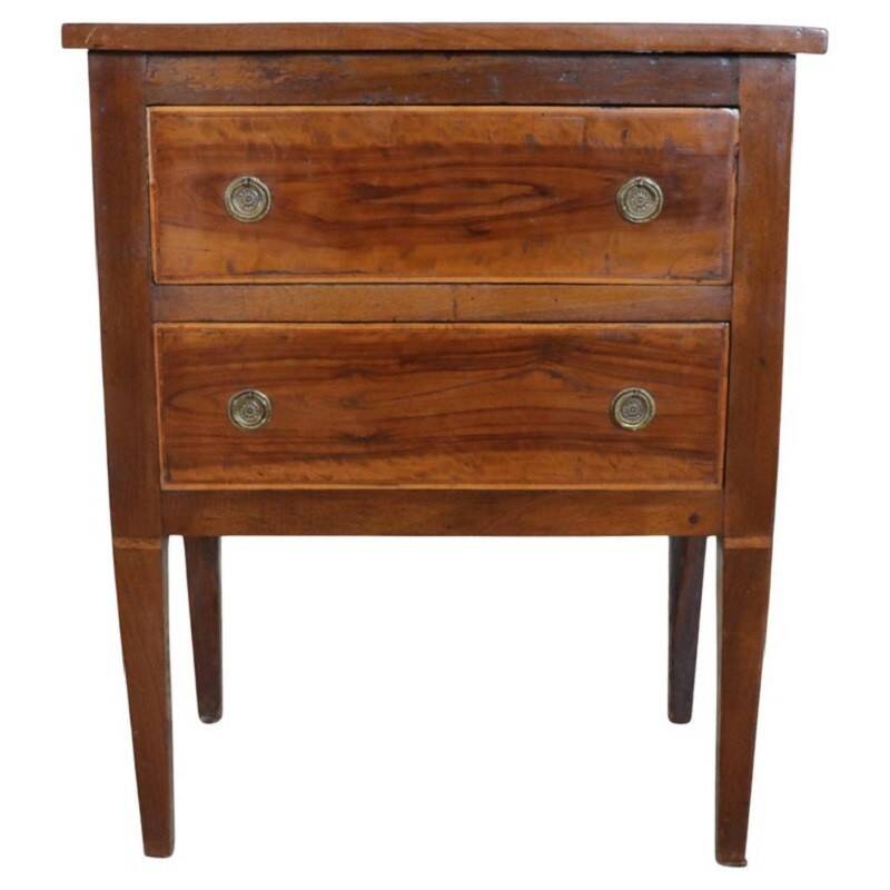 Small Antique Chest Of Drawers In Walnut, Italy 18th Century