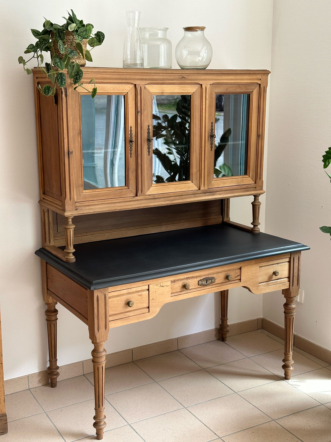 Double body desk