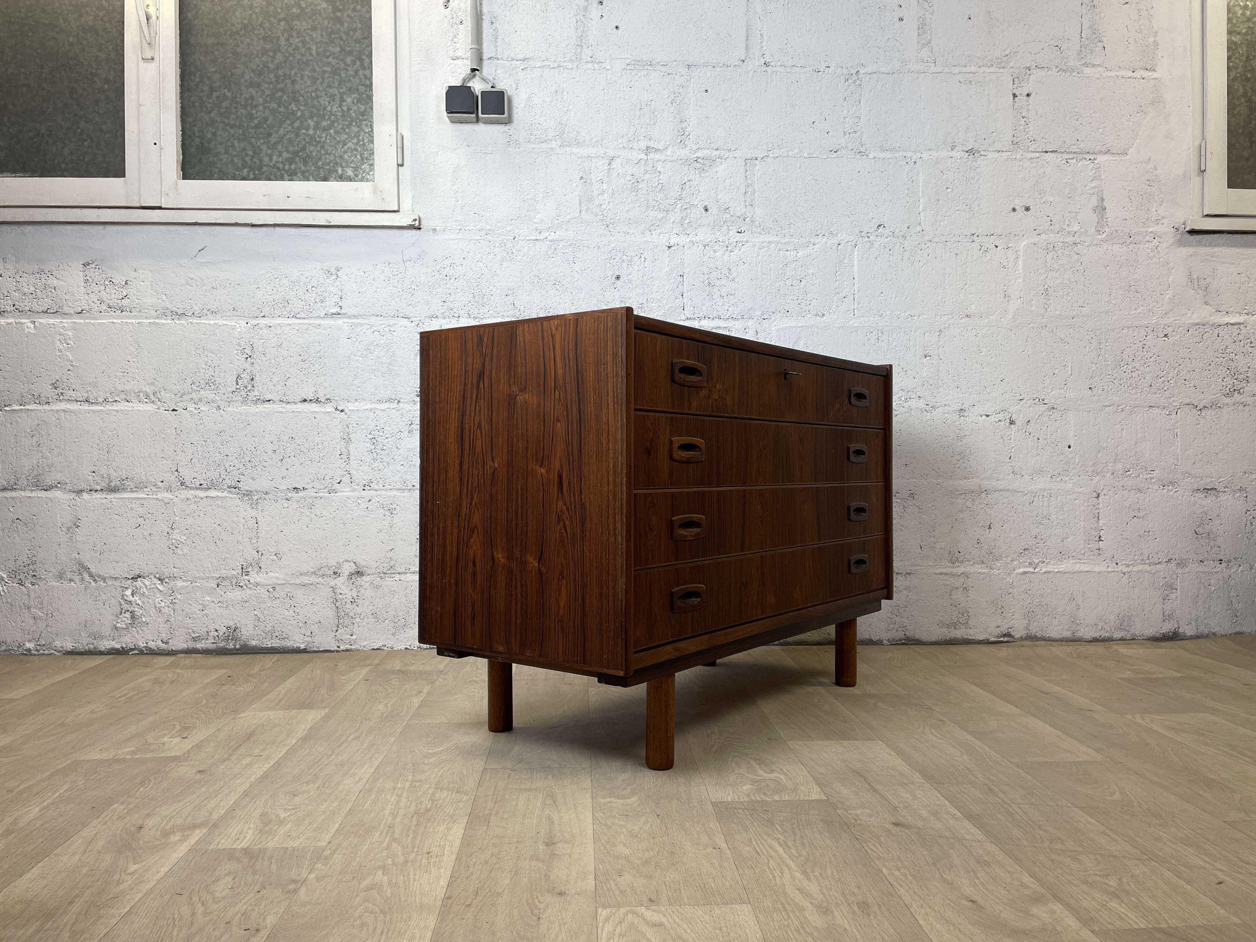 Wide chest of drawers 4 drawers Scandinavian vintage rosewood by A. Ahlström Osakeyhtiö Warkaus, 1960s