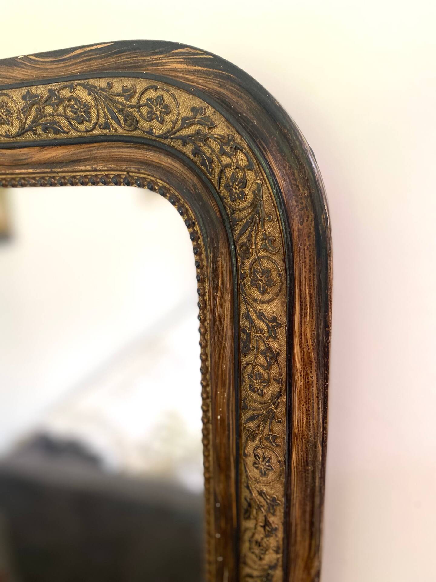 Louis-Philippe mirror, wood and gilded stucco — late 19th century