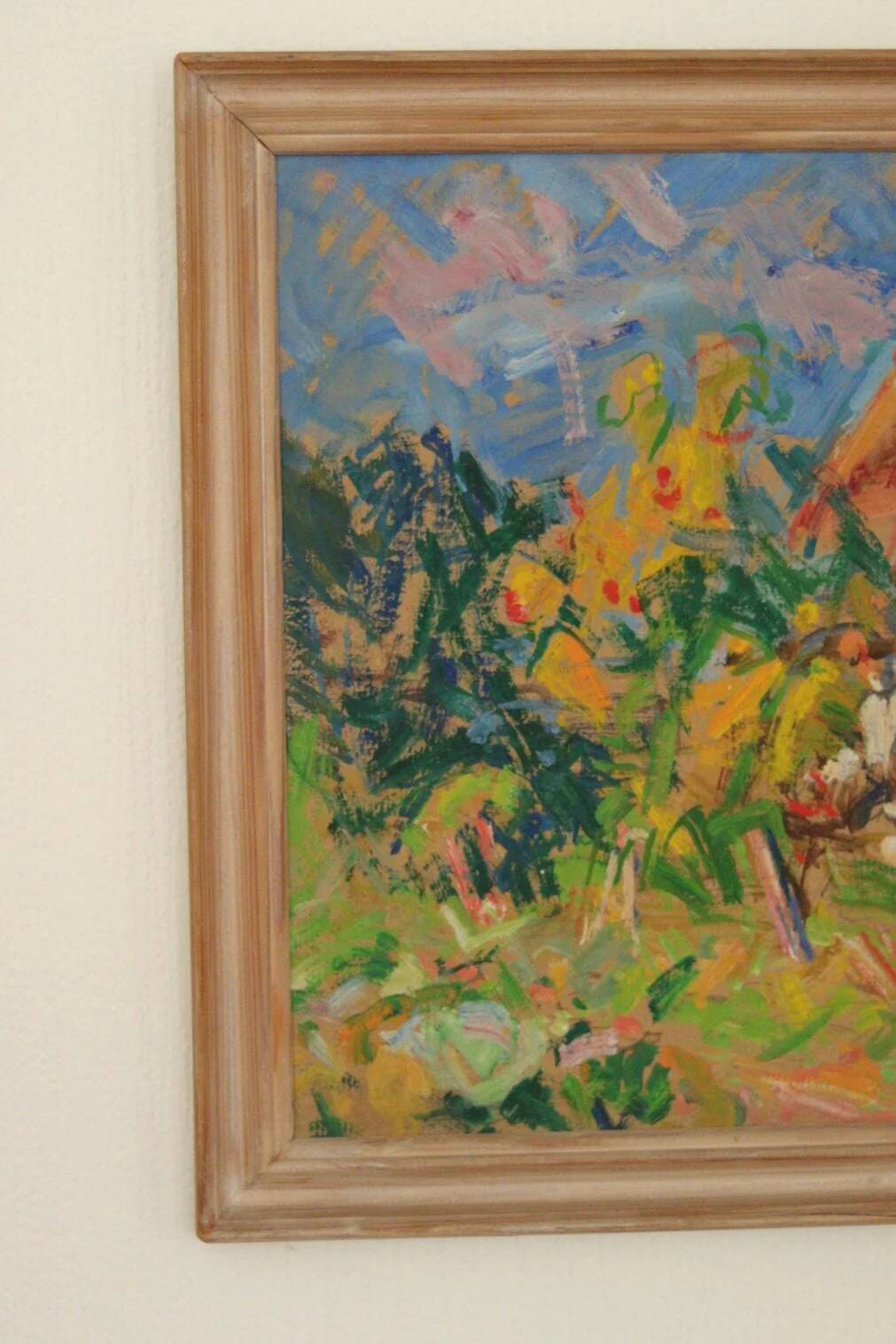 House with garden by Erik Jensen