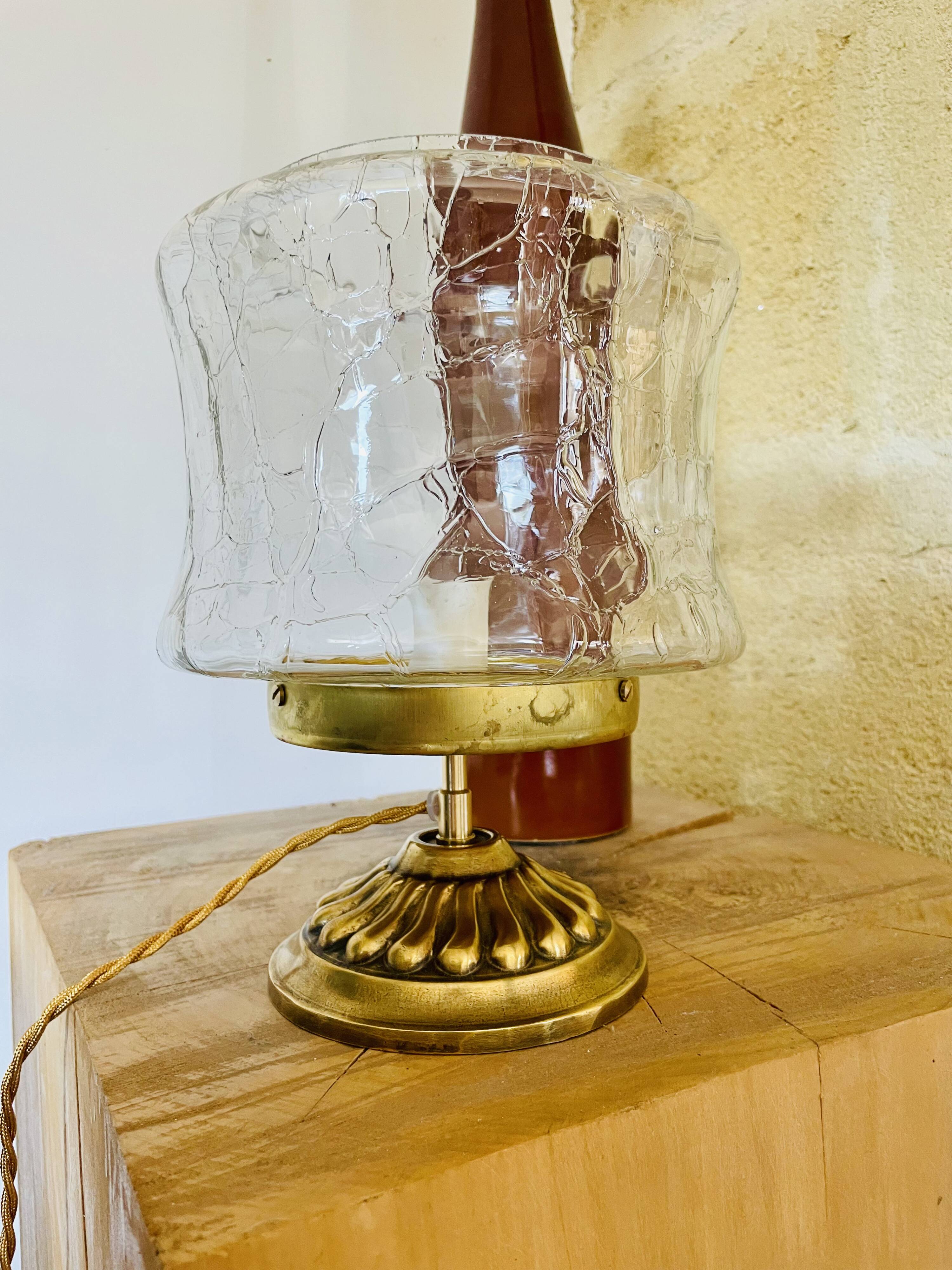 Table lamp in cracked glass and vintage gilded brass base