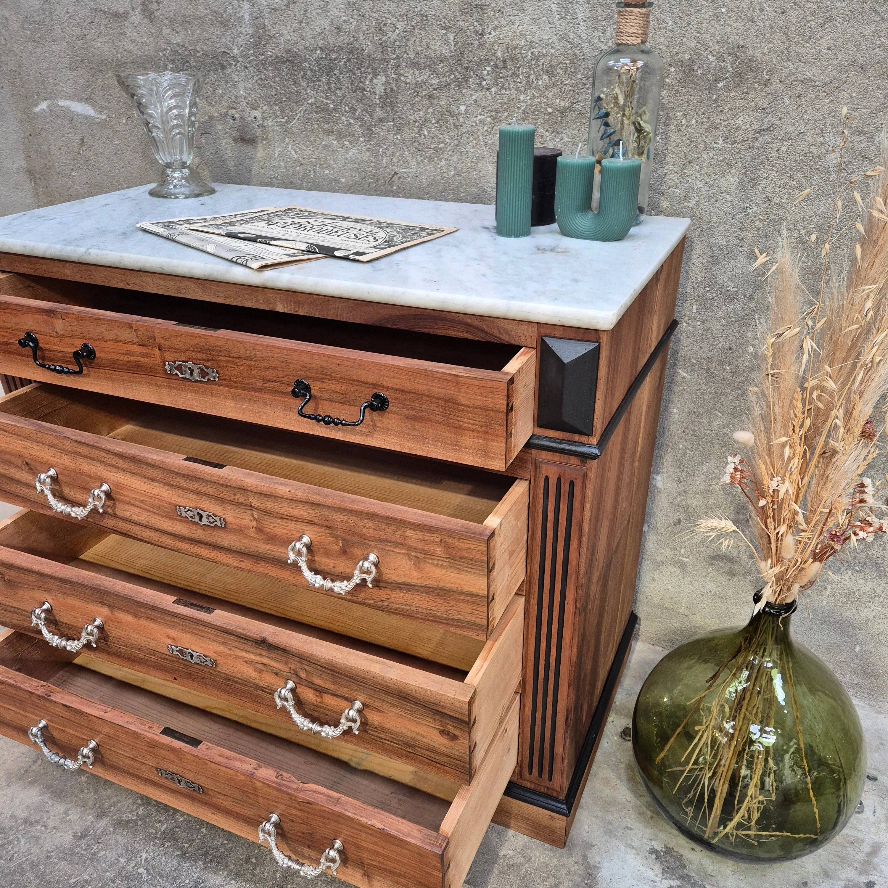 Commode