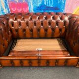 Classy & Beautiful Chesterfield Style Sofa Bed