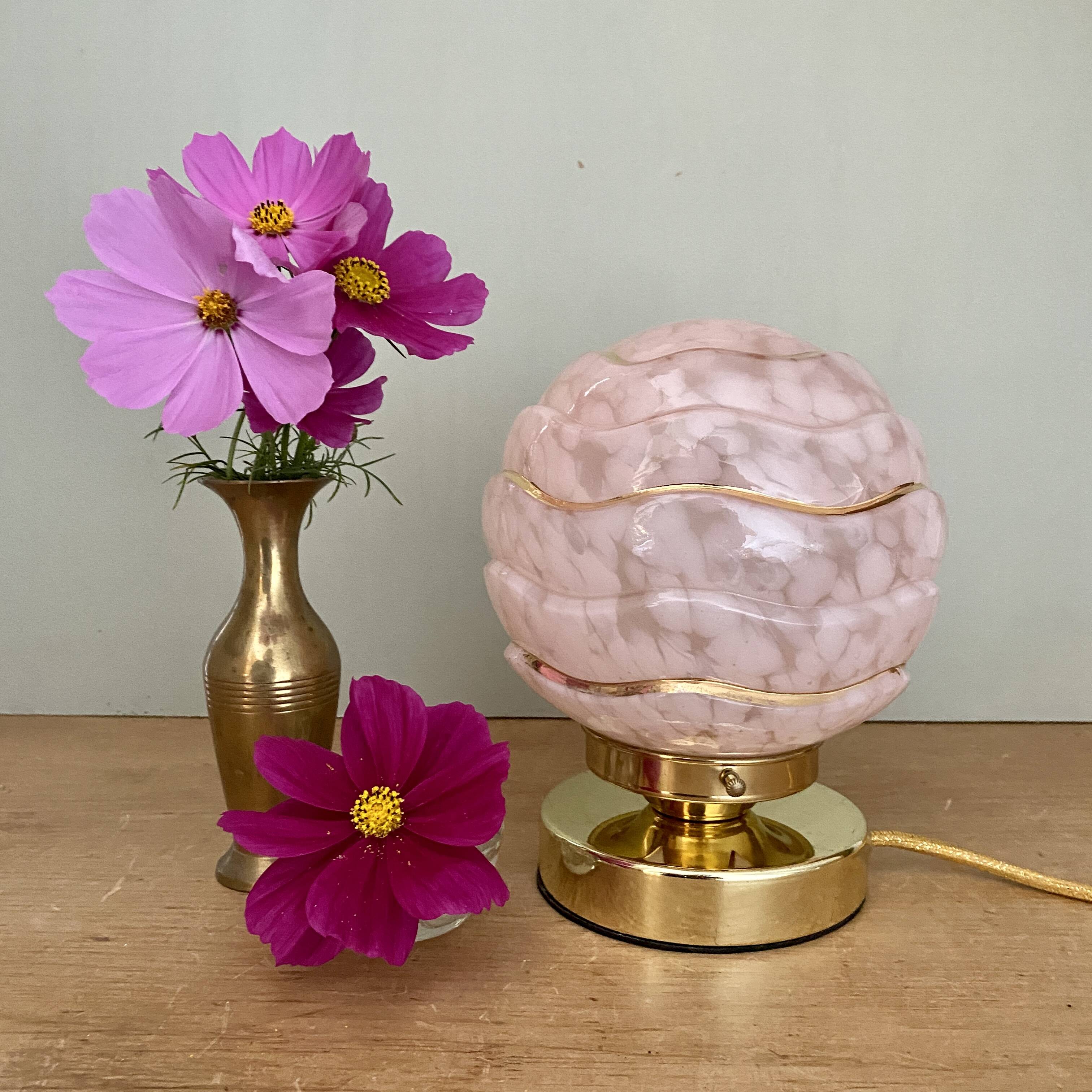 Vintage art deco globe table lamp in pink and gold Clichy glass
