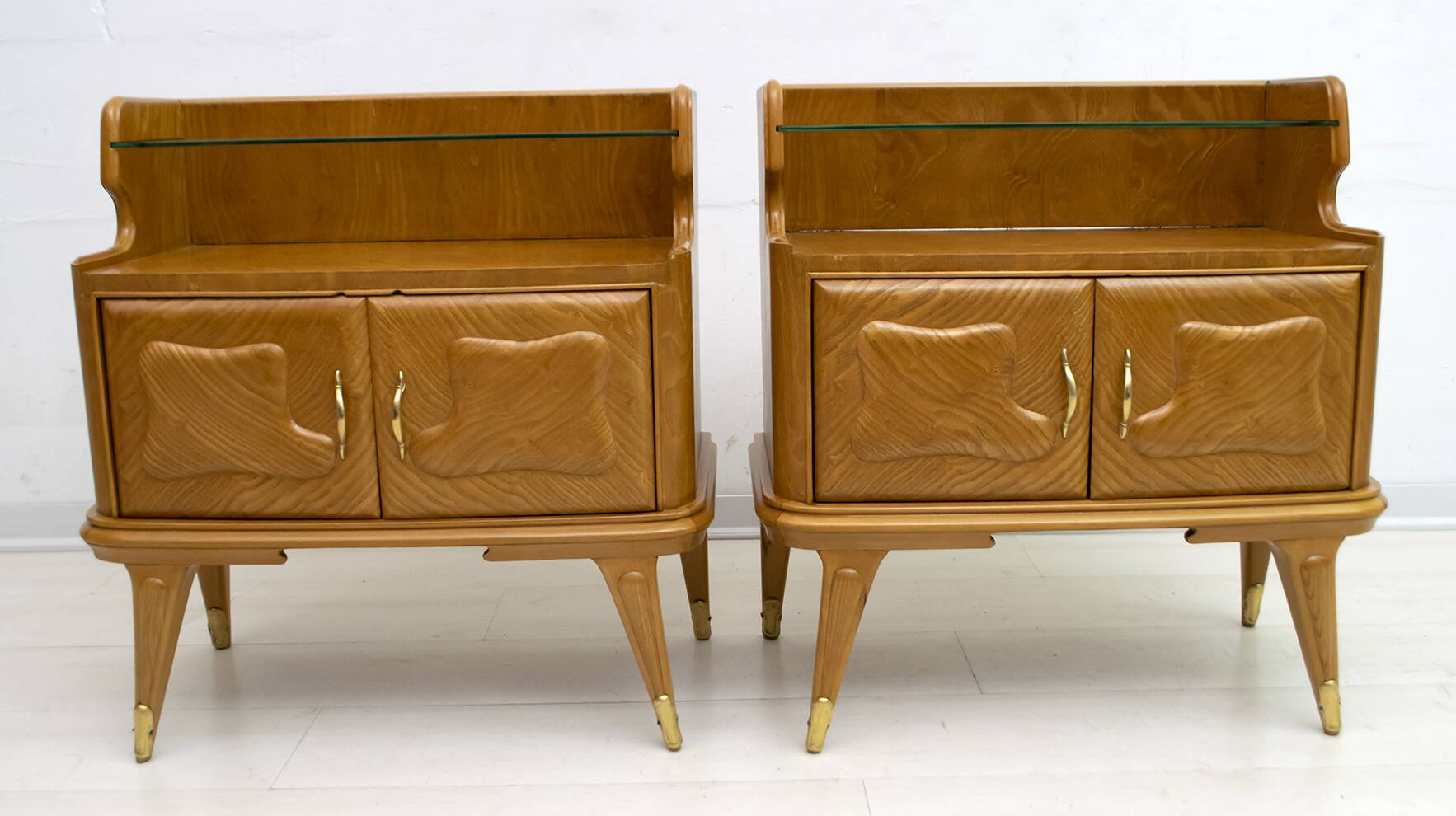 Pair of Mid-Century Modern Italian Ashwood Nightstands, 1950s