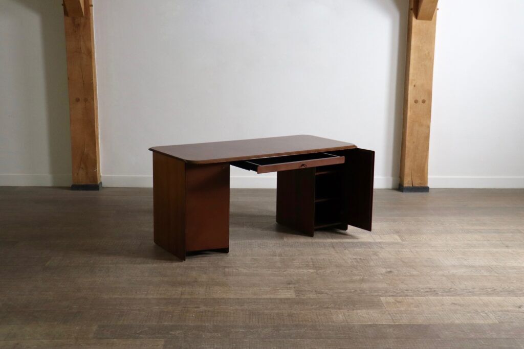 Afra e Tobia Scarpa Artona desk Maxalto Italy 1975