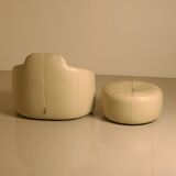 "Pumpkin" armchair set and its cream leather ottoman by Pierre Paulin
