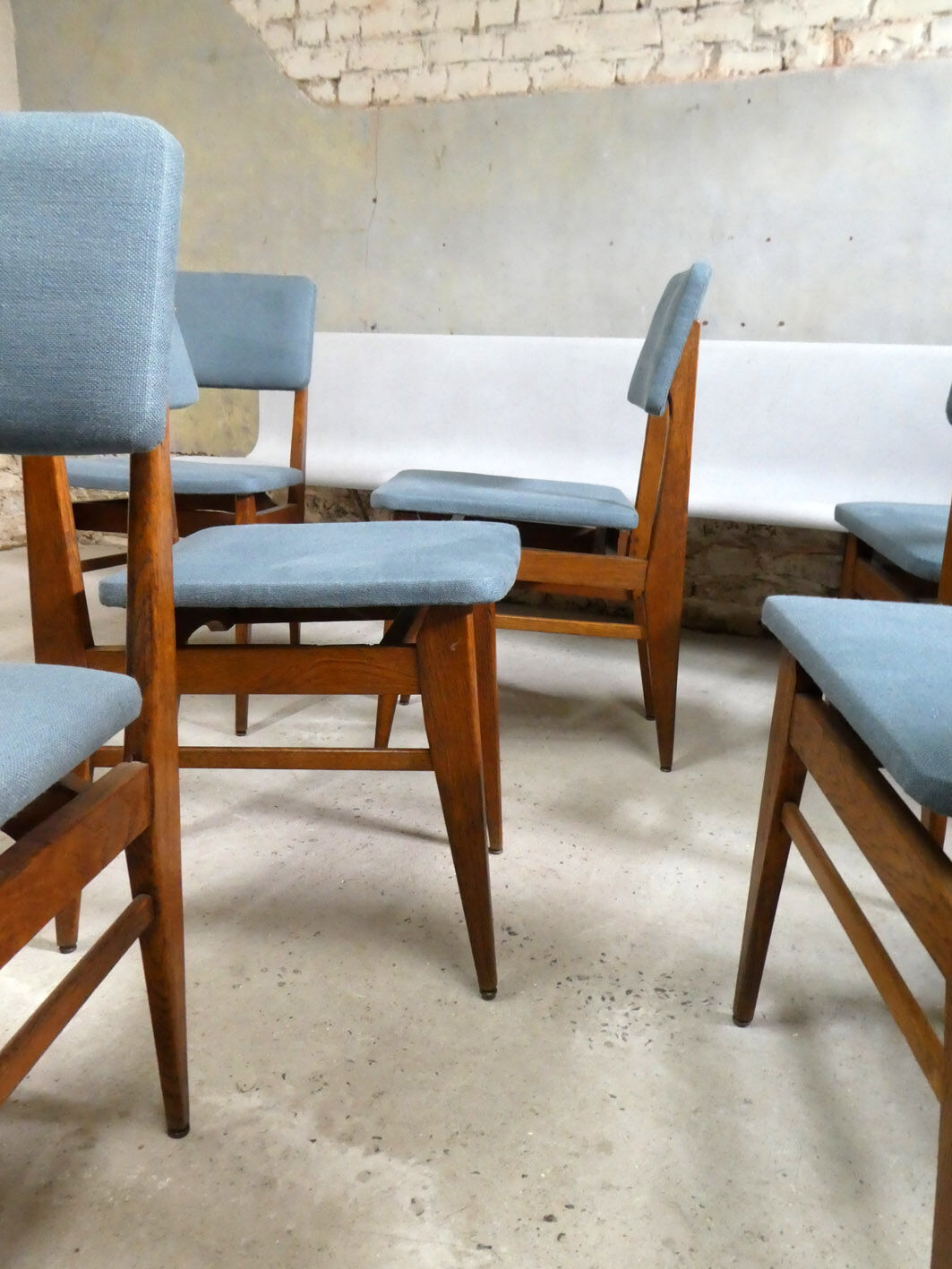 Series of 6 oak chairs, 1950