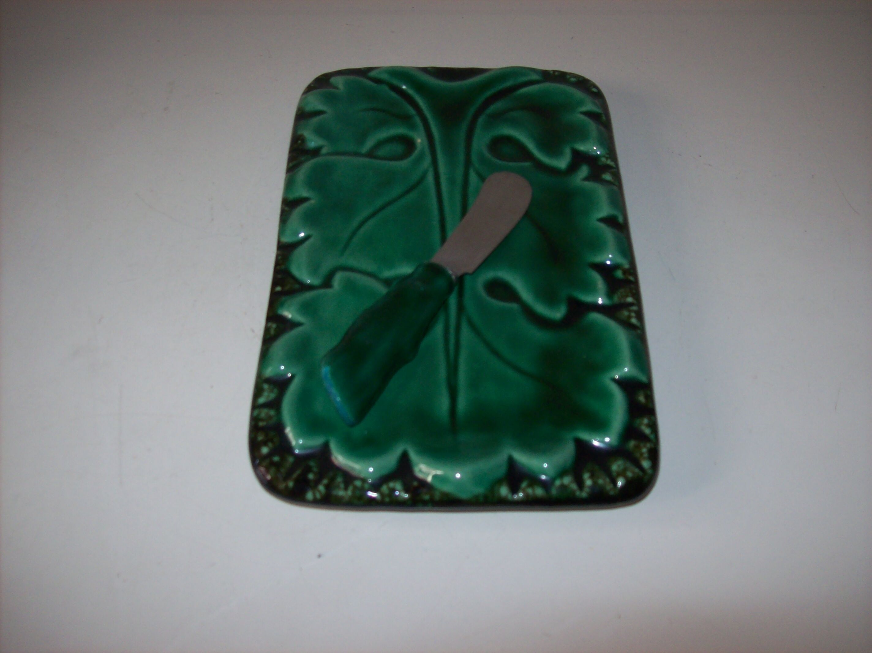 Butter dish