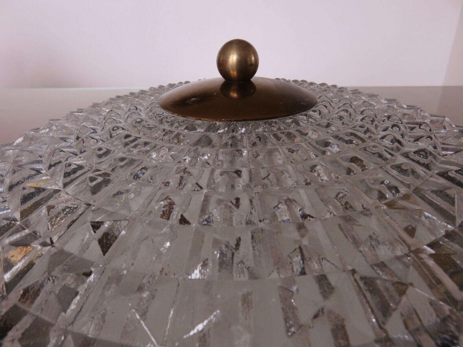Applique " étoilée " 3 feux, verre diamant et laiton années 50 60