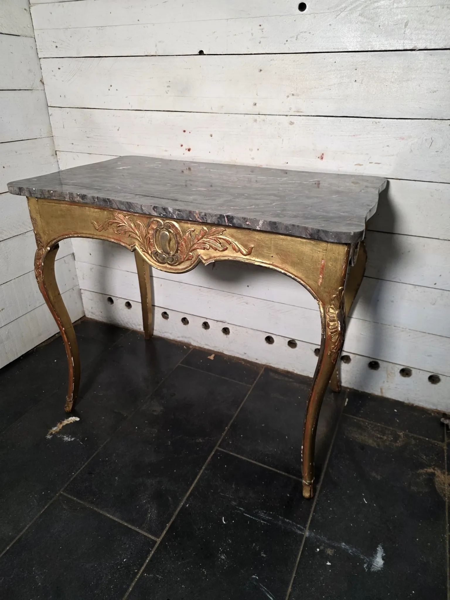 Console/table de milieu style Louis XV doré XIXè 