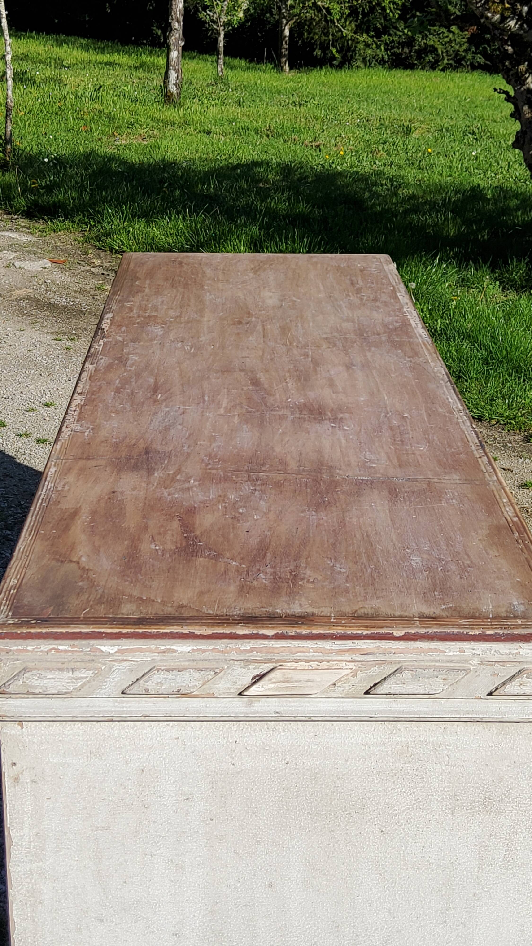 Grocery counter from the 30s