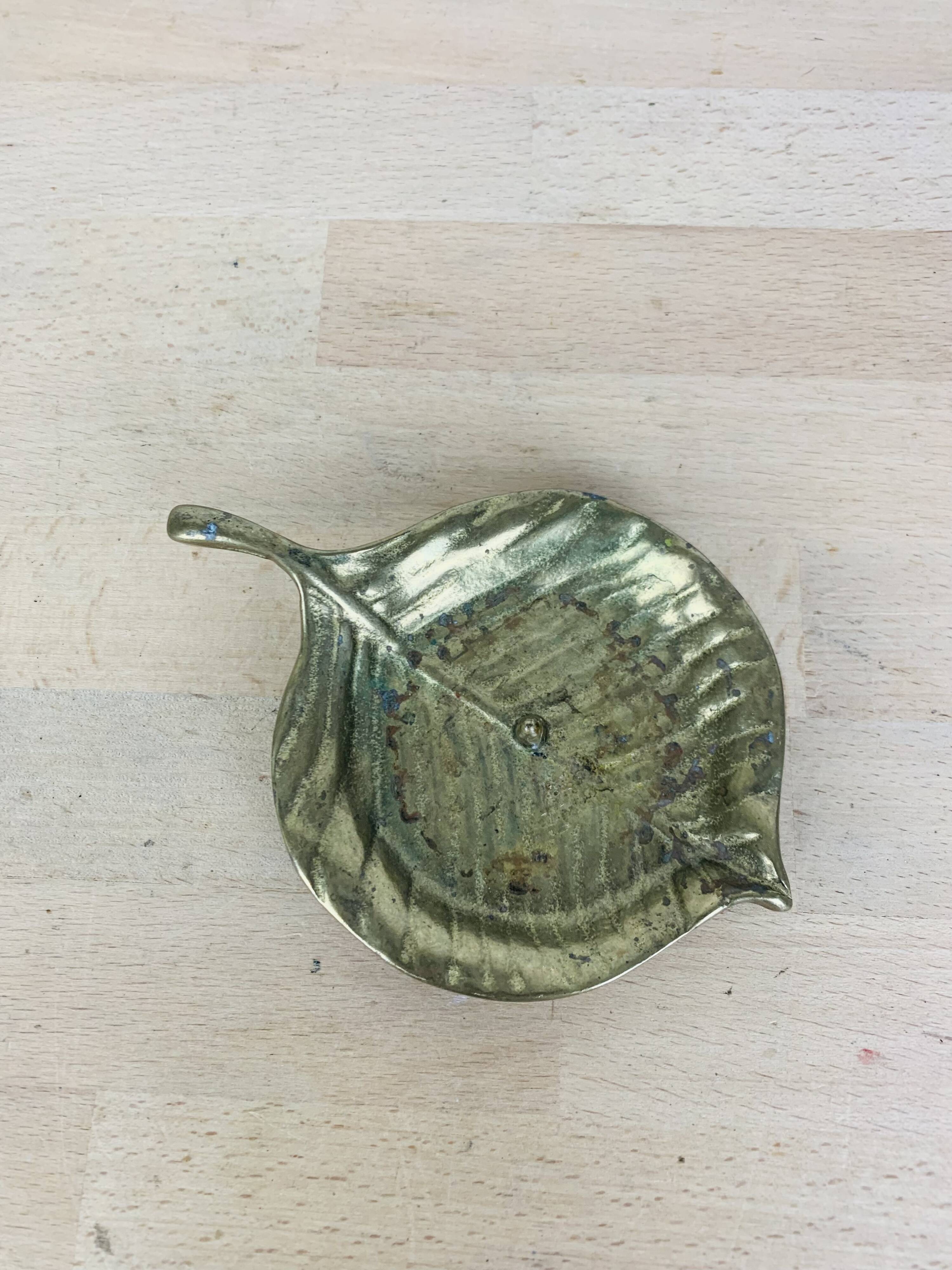 Vintage leaf gold brass candle holder