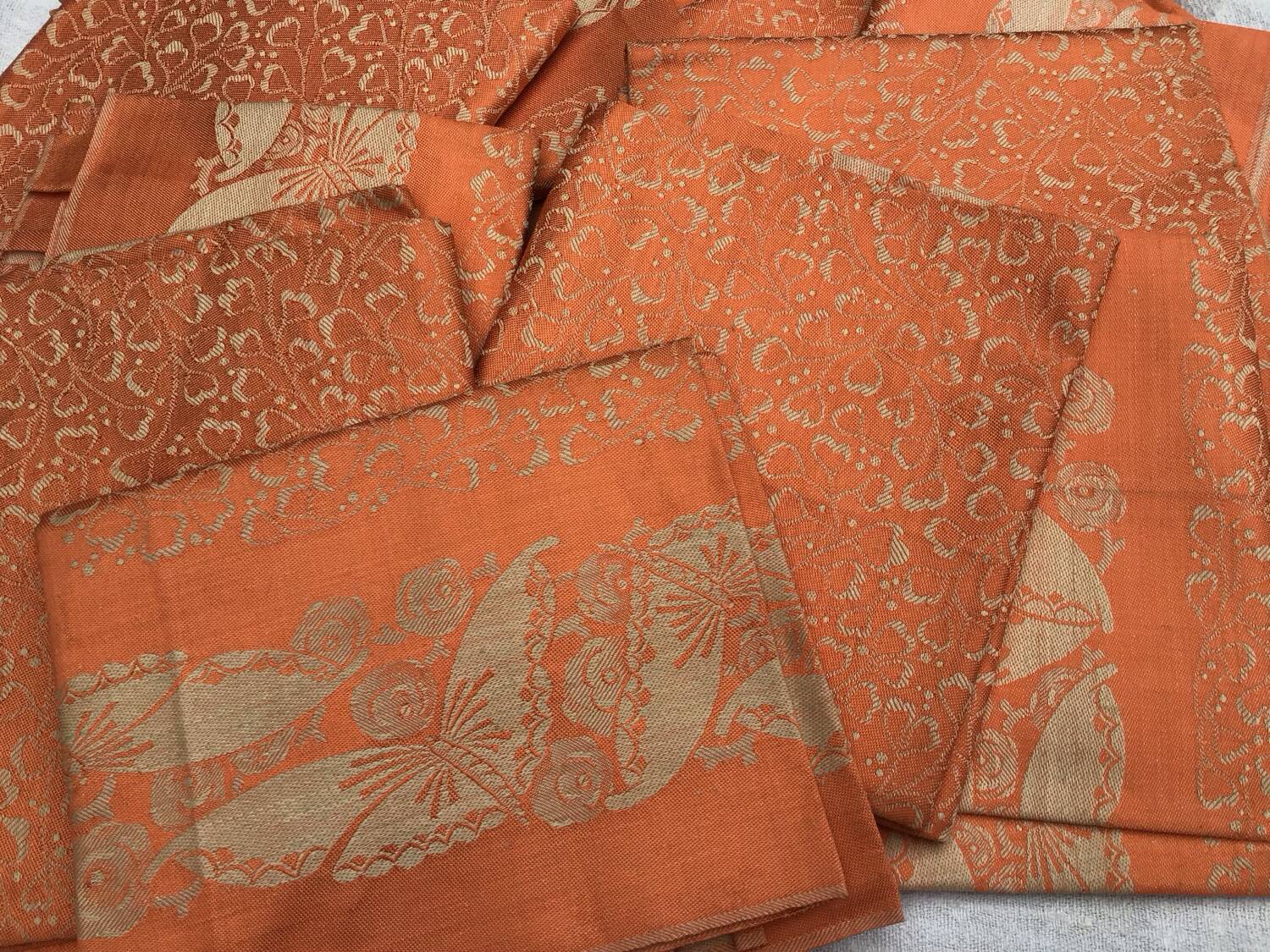 Coral butterfly tablecloth and 12 napkins