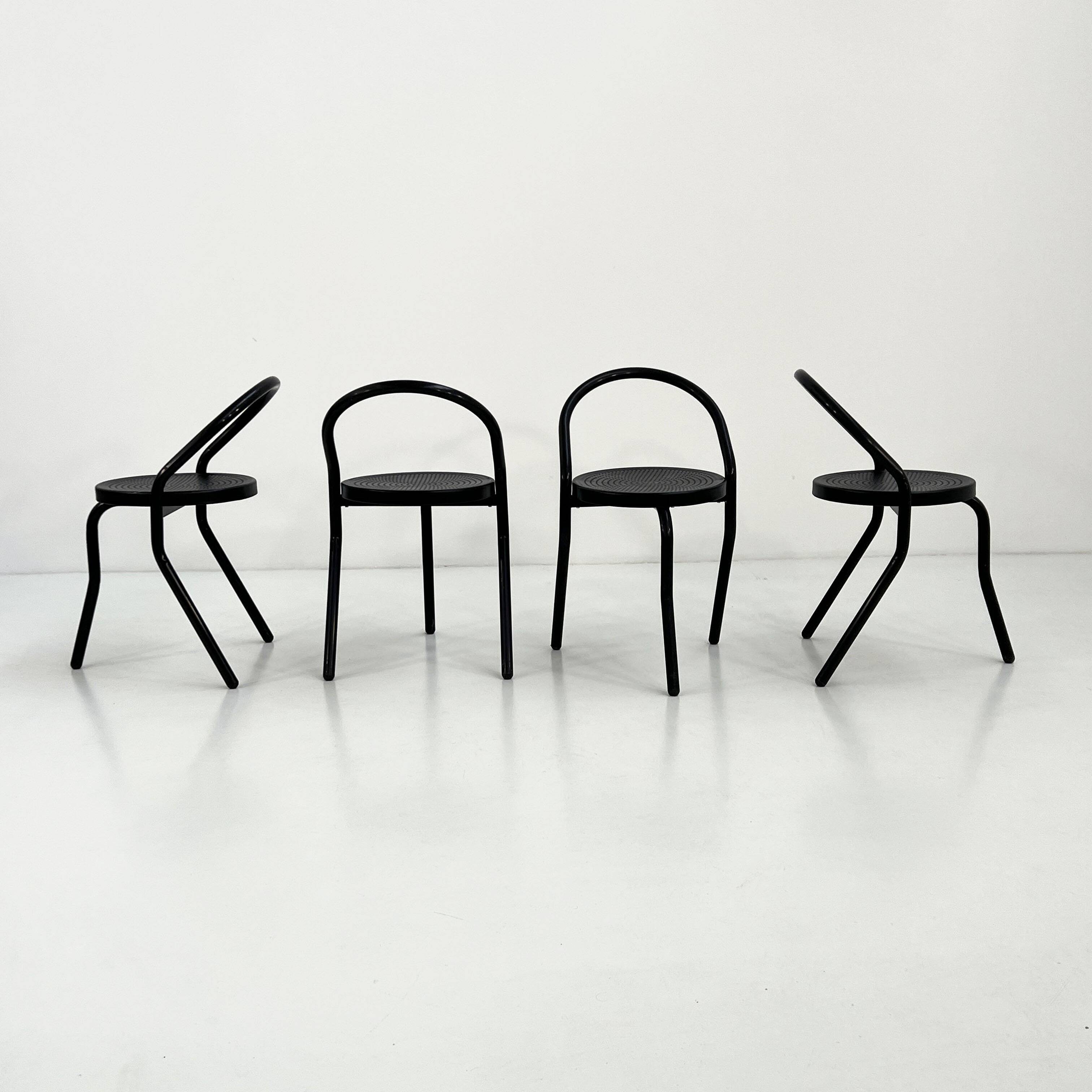 4 chaises postmodernes en métal, 1980