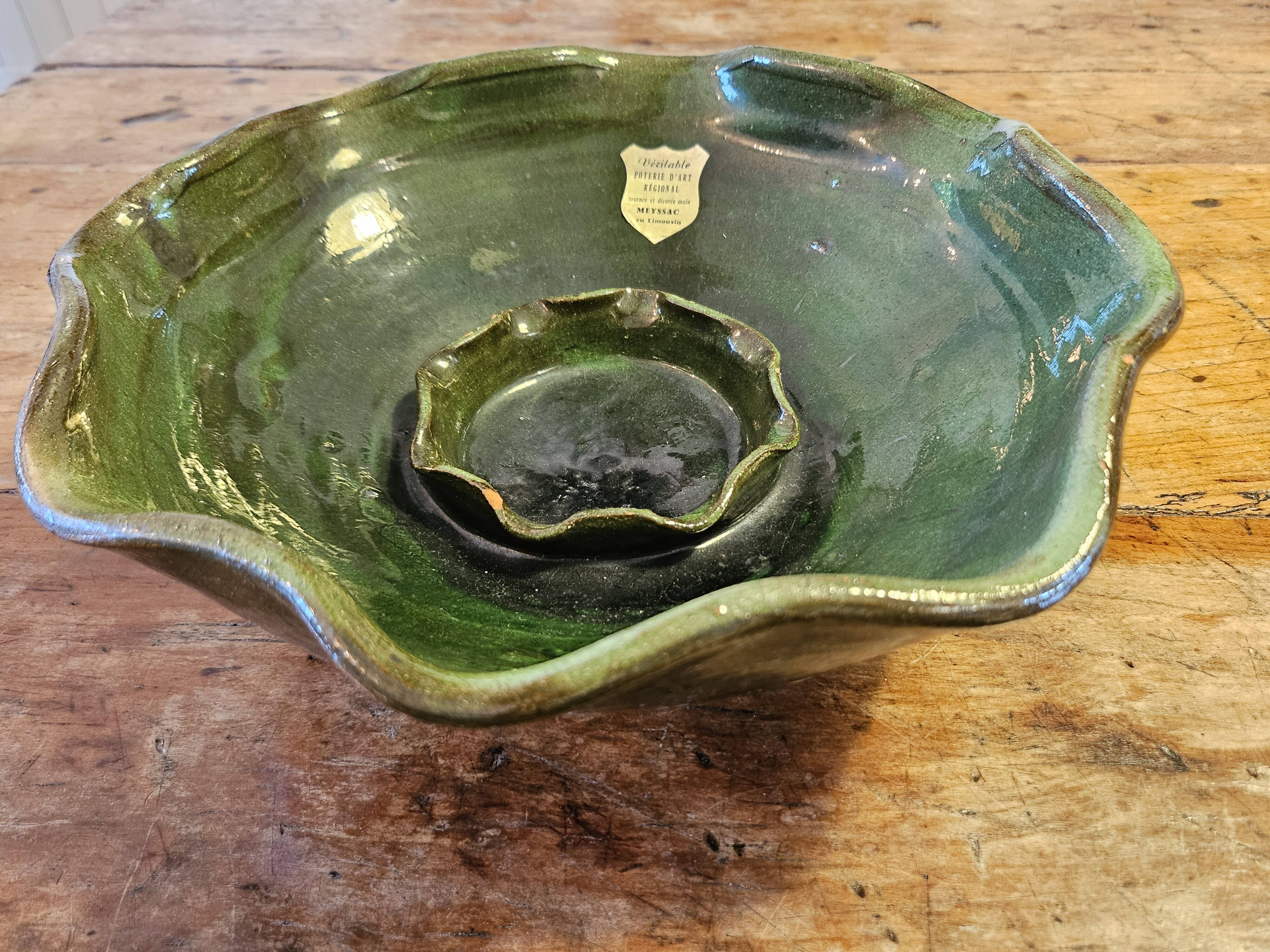 Green glazed terracotta poly-lobed bowl — Meyssac Art Pottery