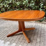 Table en teck extensible à deux rallonges